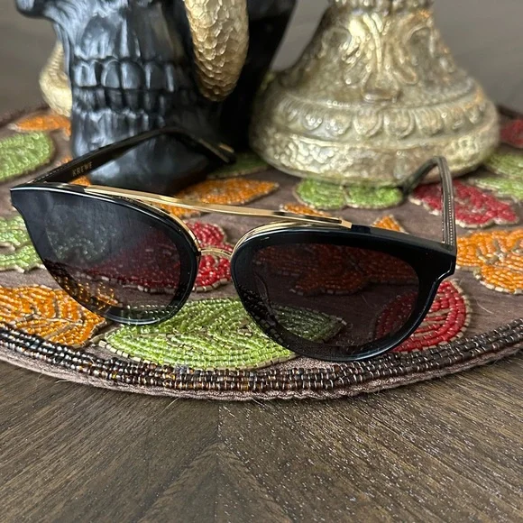 Krewe Clio Nylon Elegant Sophisticated Black and Gold Sunglasses display picture 1